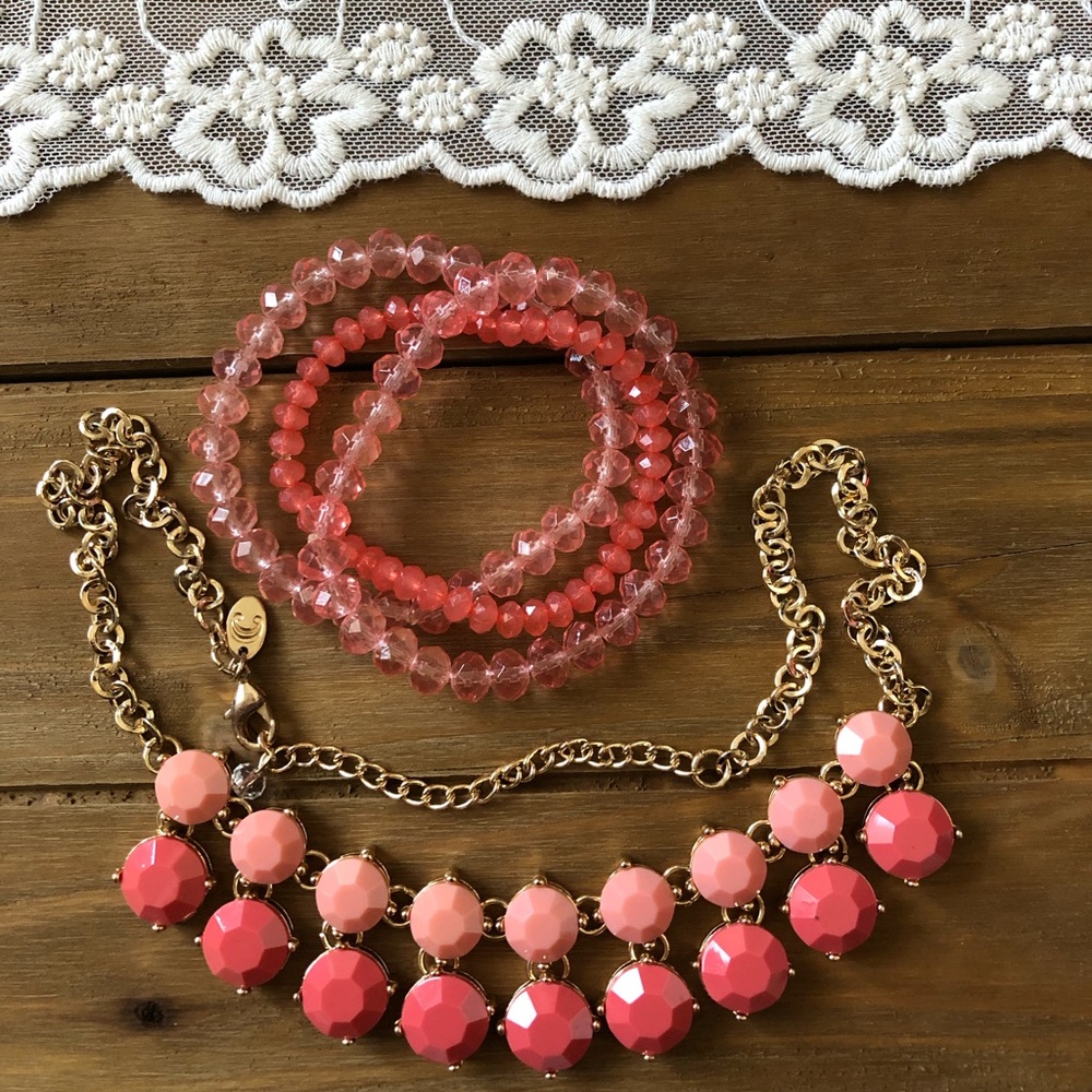 NWOT Coral Statement Necklace & Bracelets